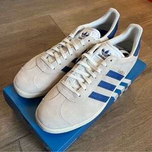 adidas Manchester United Gazelle 'Off White Royal Blue'